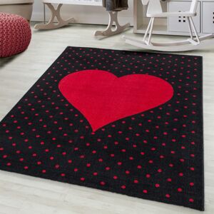 Krásný dětský koberec na hraní červené srdce