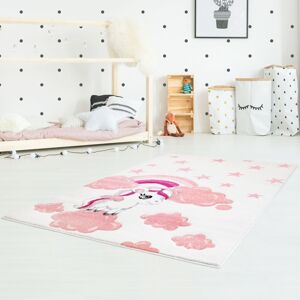 Krémově růžový koberec do dětského pokoje pro holčičku