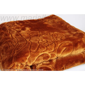 Luxusní deka v teplé hnědé barvě