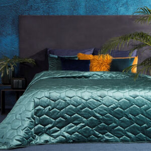 Luxusní světle modrý přehoz na manželskou postel