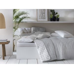 Šedě bílý přehoz na postel s prošíváním 220 x 240 cm