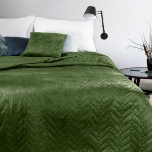 Zelený oboustranný přehoz na postel s jemným prošíváním